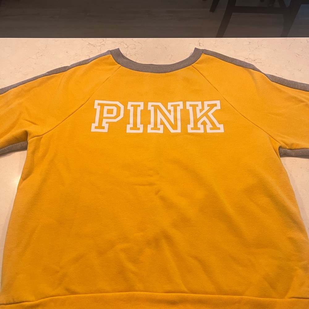 PINK - Victoria’s Secret XS Crew Neck